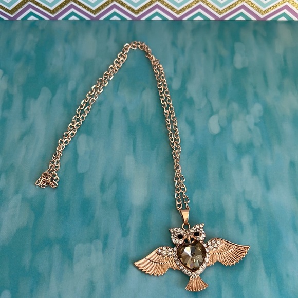 Owl Necklace Pendant Chain 15.5" (lenght) approx. - Picture 3 of 12